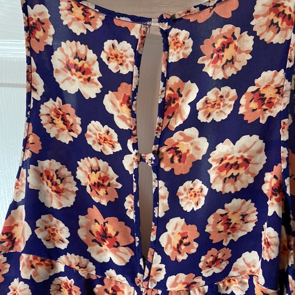 Rebecca Taylor Sleeveless Top Silk Scoop Neck Floral Size 4 - Picture 6 of 7